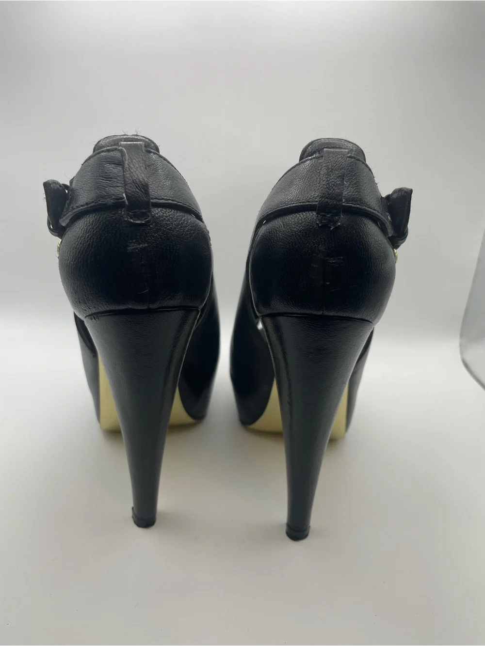 Façade Black Booties size 5.5
